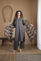 Nura Linen Kurta with Gul Leher Detailing - Black or Charcoal