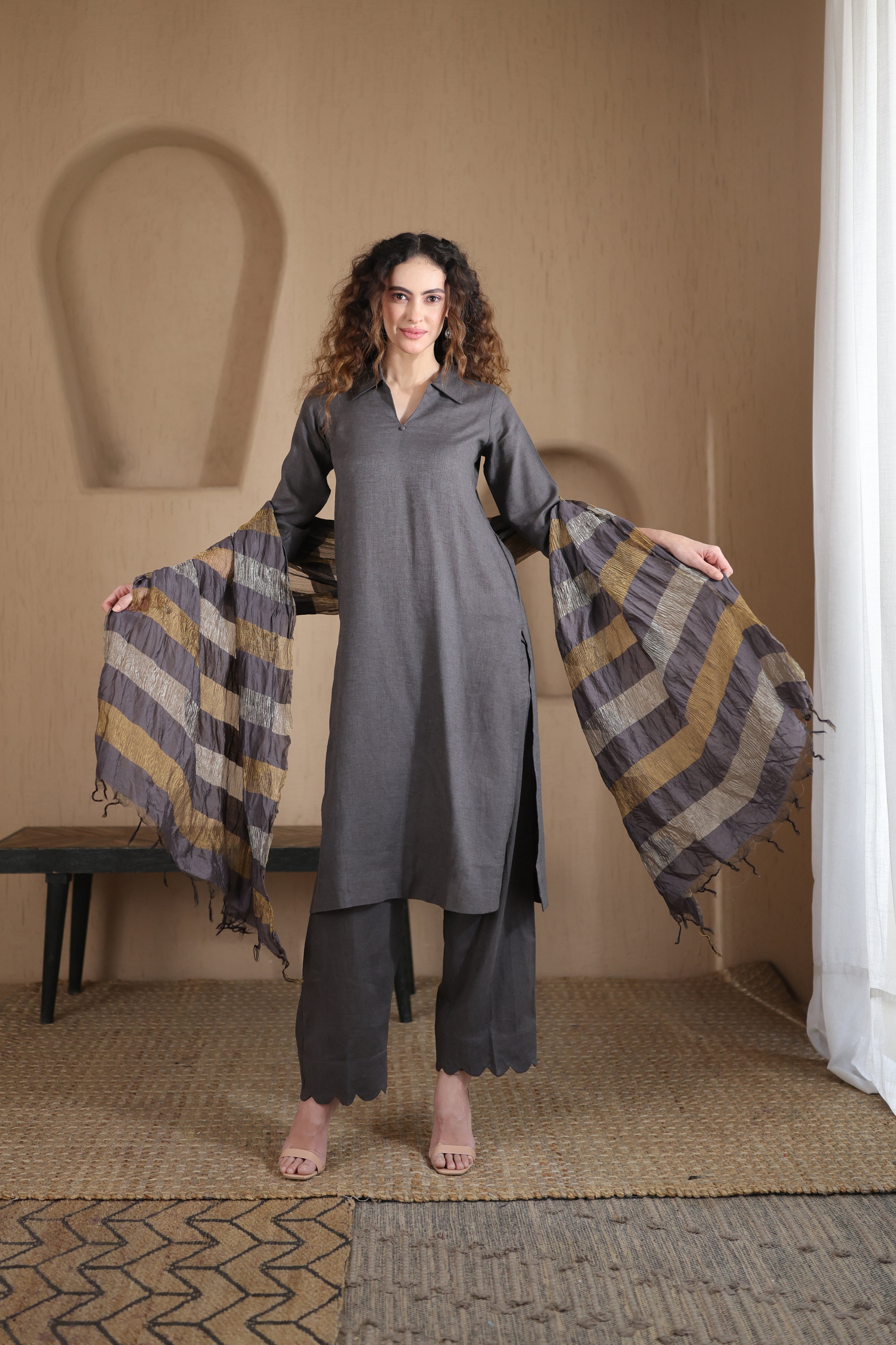 Nura Linen Kurta with Gul Leher Detailing - Black or Charcoal