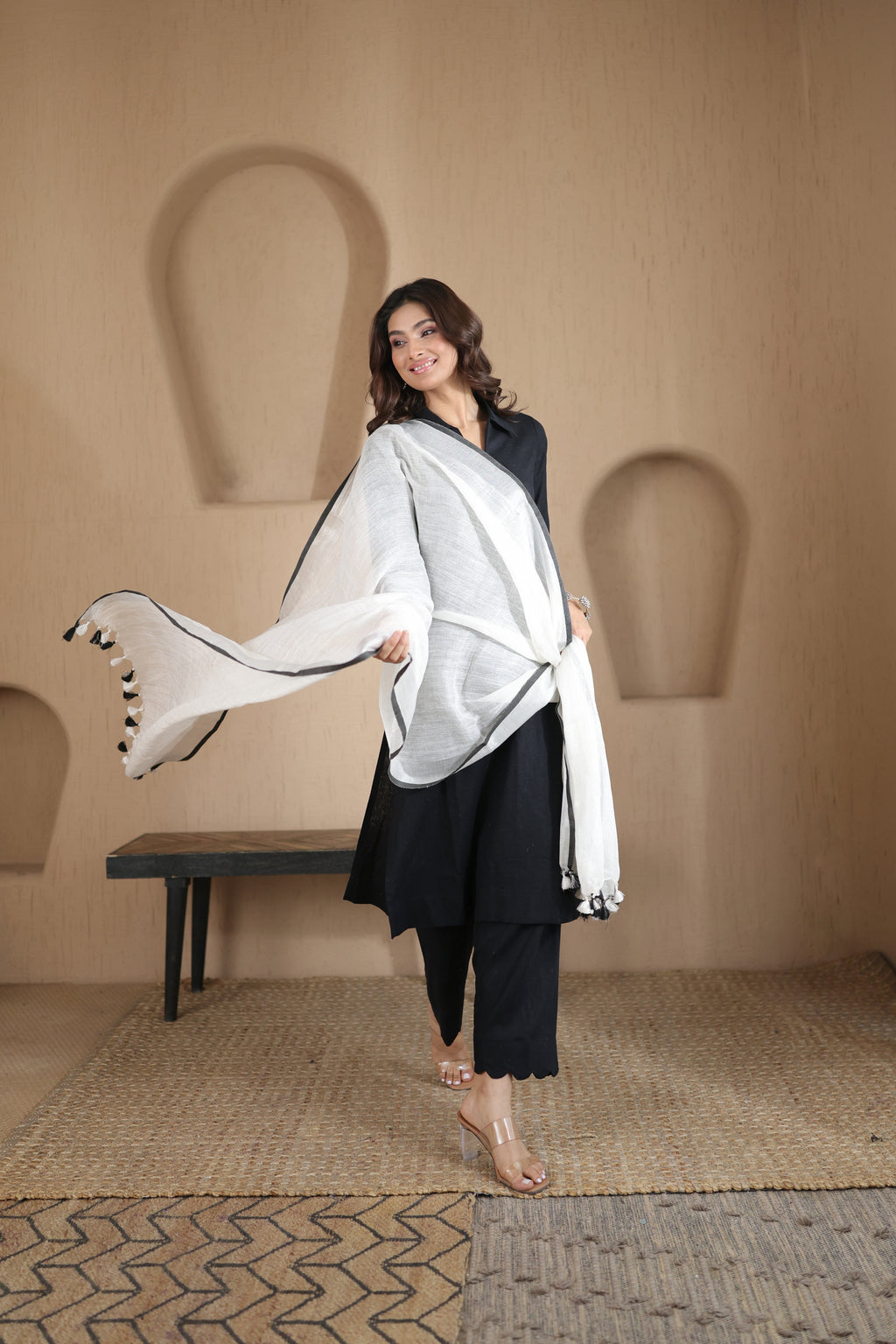 Nura Linen Kurta with Gul Leher Detailing - Black or Charcoal
