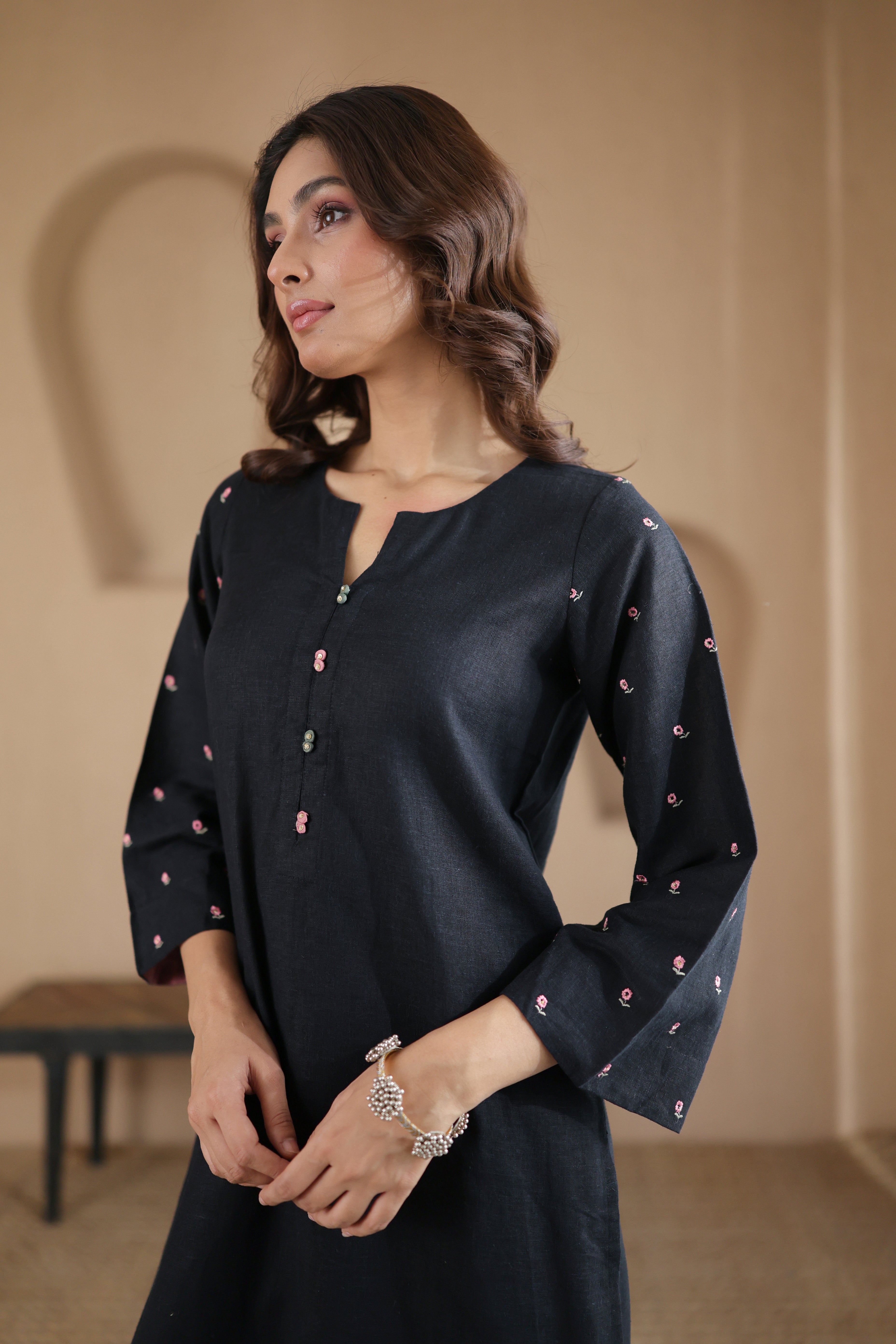 Nura Linen Kurta with Gul Booti Detailing - Light Buff or Black