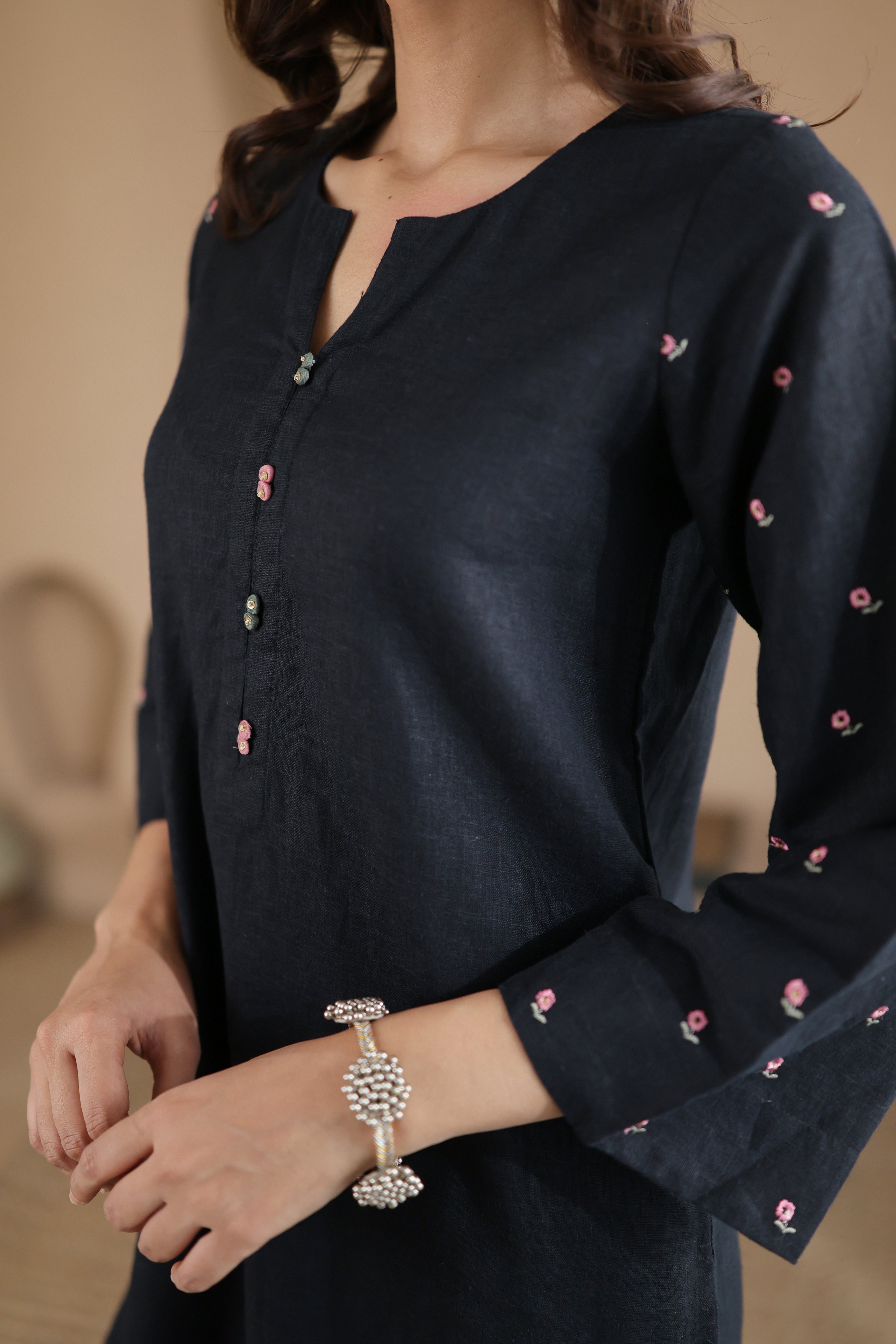 Nura Linen Kurta with Gul Booti Detailing - Light Buff or Black