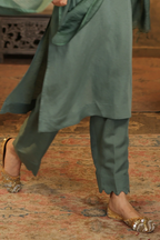 Nura Linen Scalloped Pants