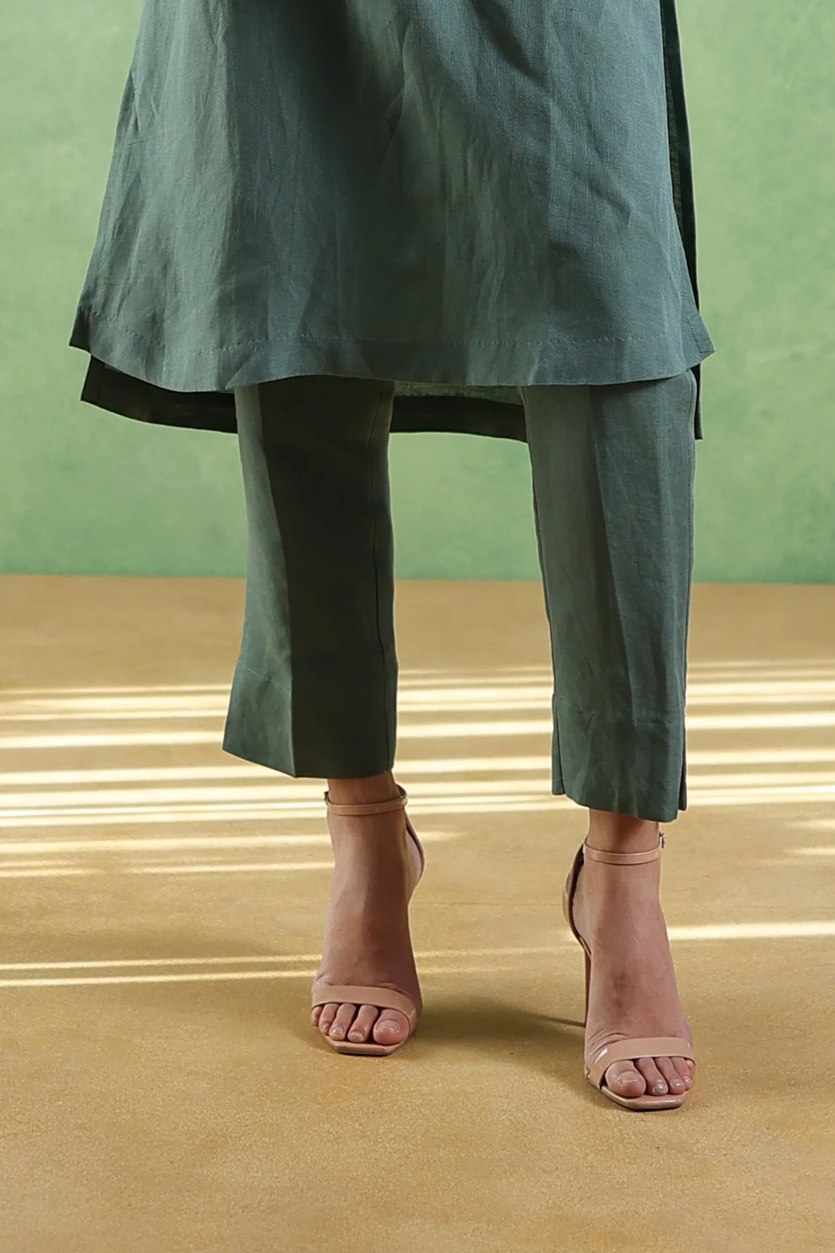 Nura Linen Straight Pants