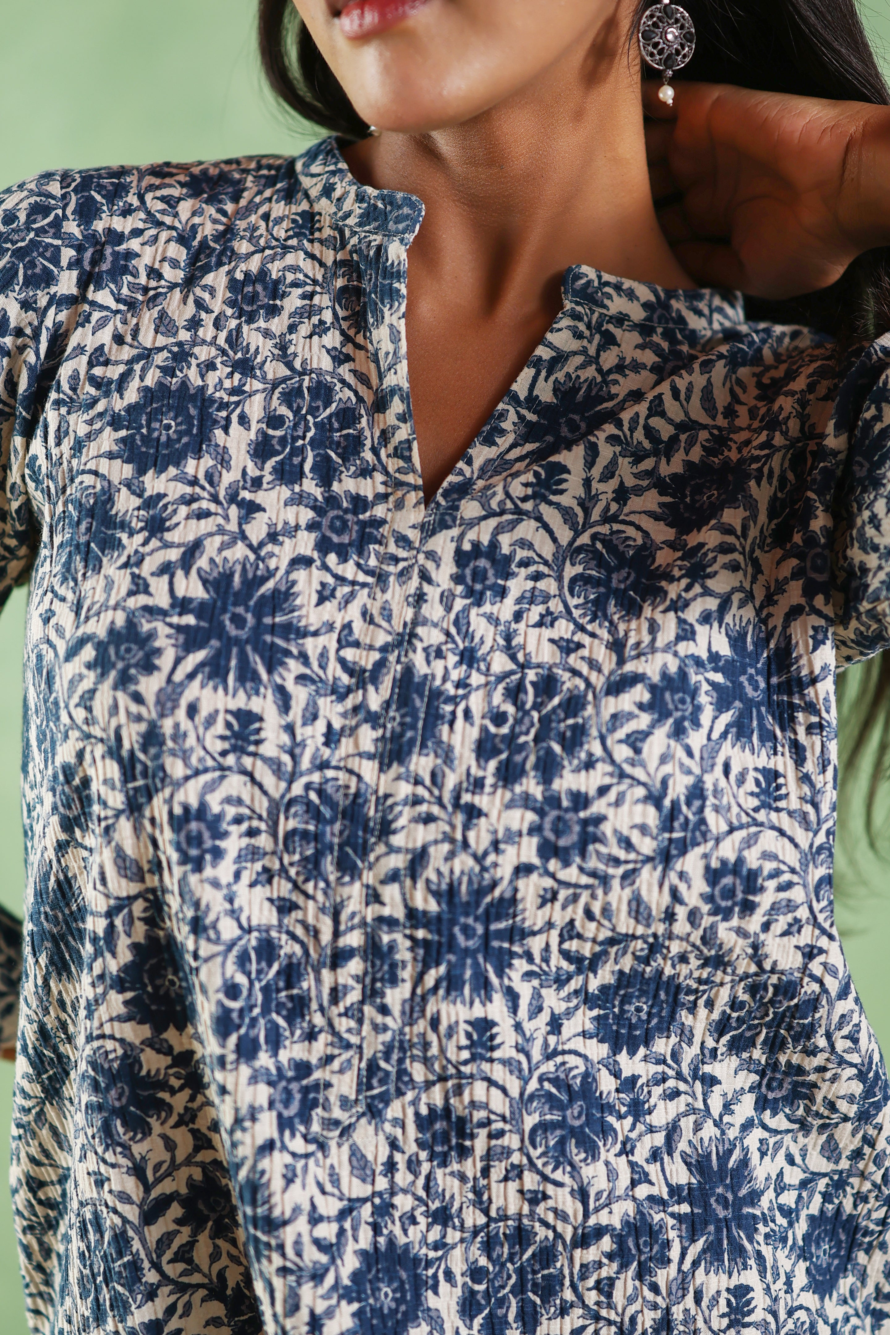 Afsana Linen Crepe Print Kurta - Blue