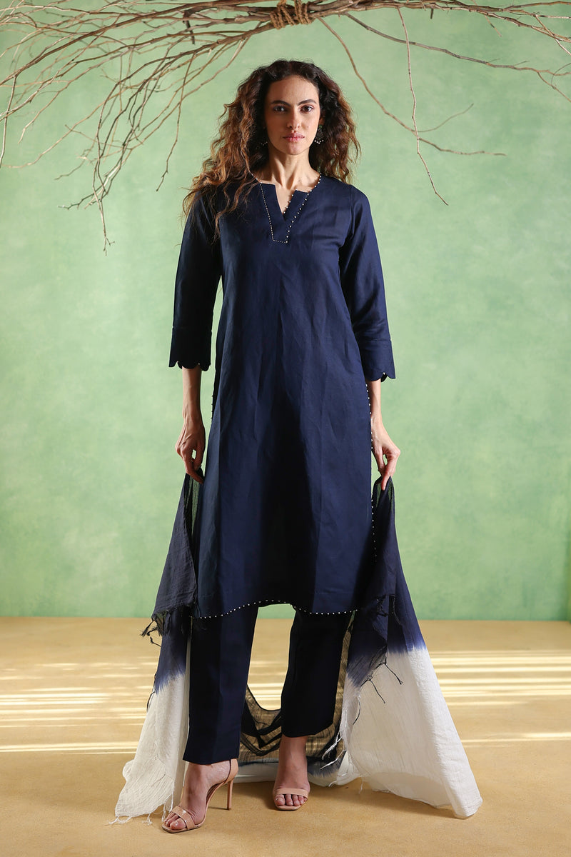 Nura Linen Kurta with Gul Moti Detailing